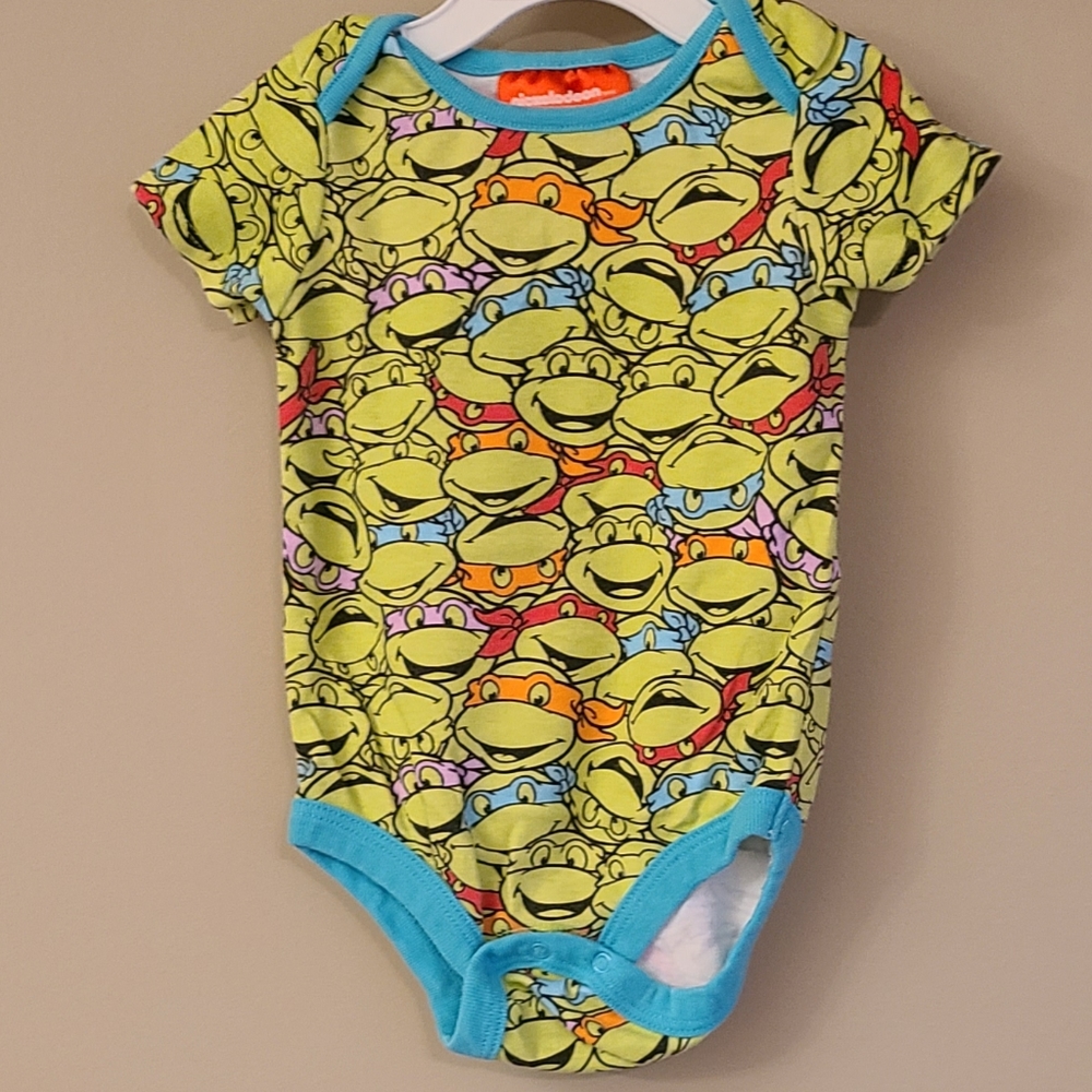 Teenage Mutant Ninja Turtles short sleeved onesie/bodysuit